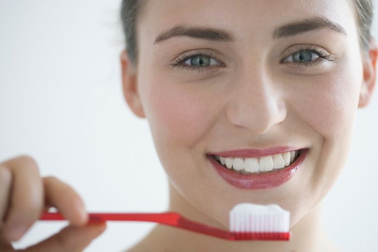 Aquafresh_profimedia-0043737786.jpg
