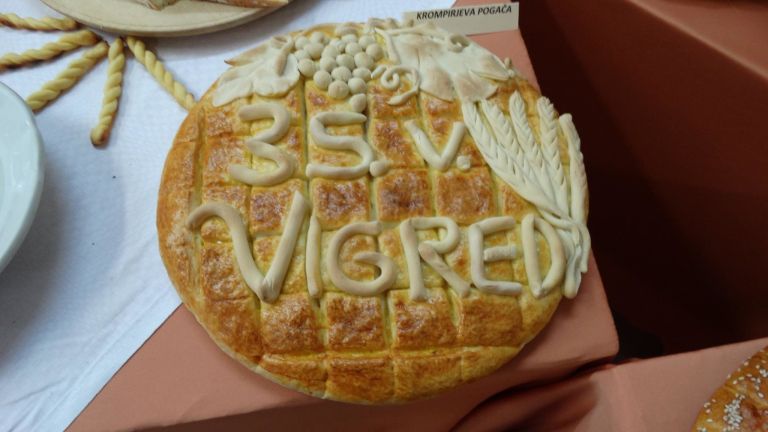 vigred__01_.jpg