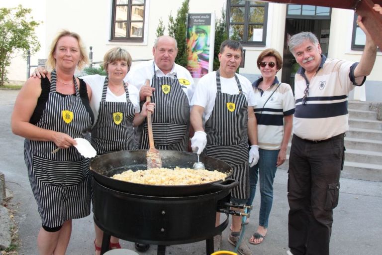 topliska_noc107.jpg
