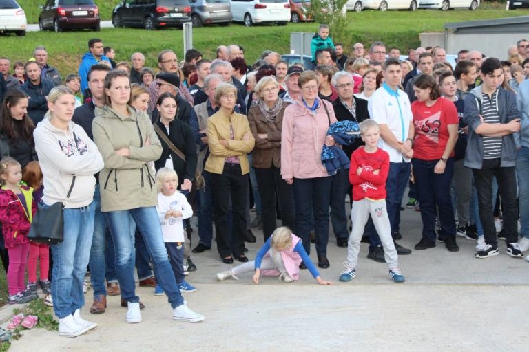 sportna_dvorana_mirna_pec02.jpg