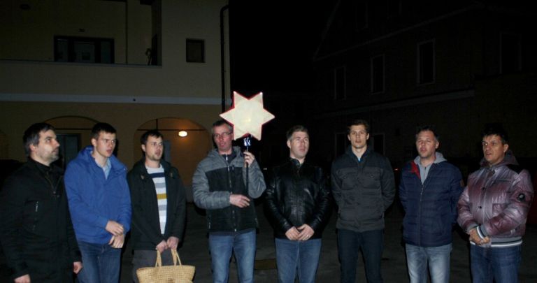 koledniki_v_kostanjevici_na_krki__1_.jpg