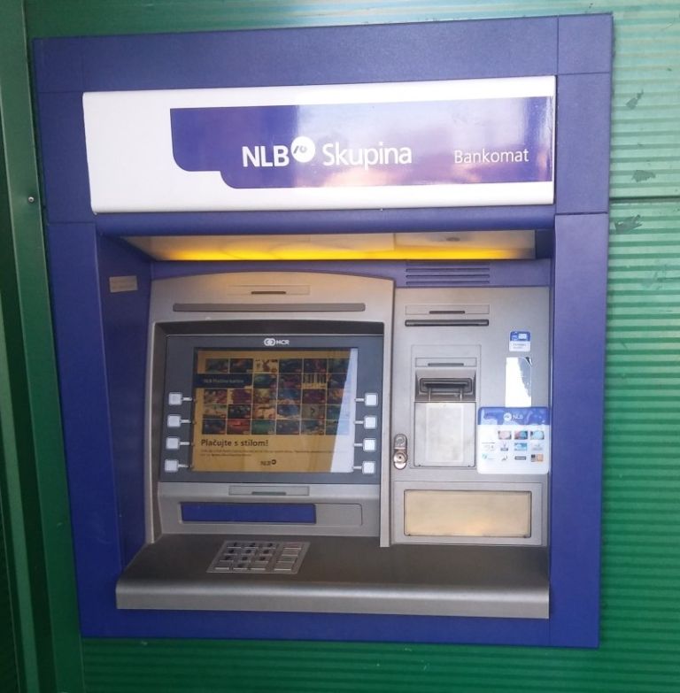 na_bankomatus.jpg
