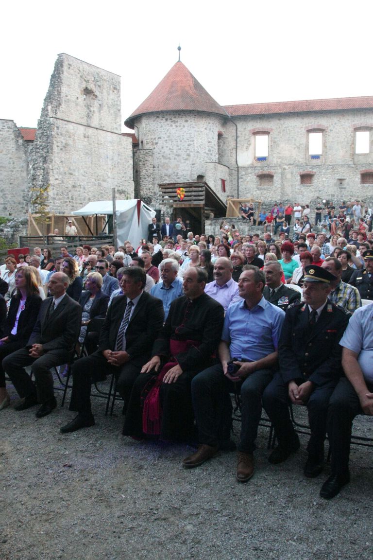 zuzemberk_03.jpg
