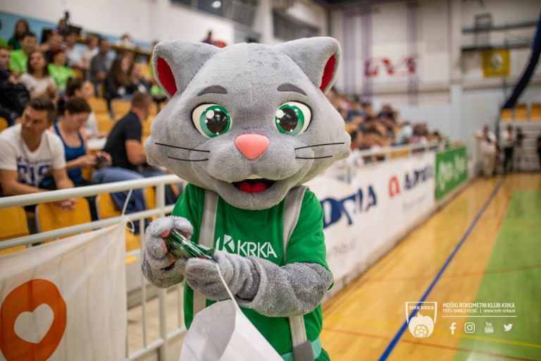 _pokal__02_.jpg
