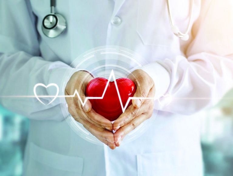 srce zdravje_ThinkstockPhotos-823767108.jpg