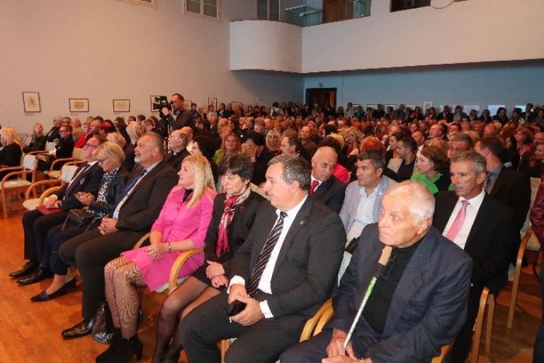 praznik002.jpg