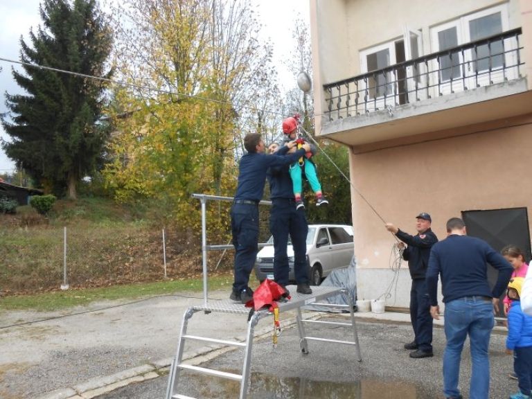 dan_odprtih_vrat02.jpg