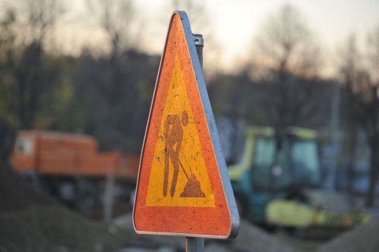 RakiÄan, rondo, gradnja, zapora ceste, SGP POMGRAD , gradbeni delavci