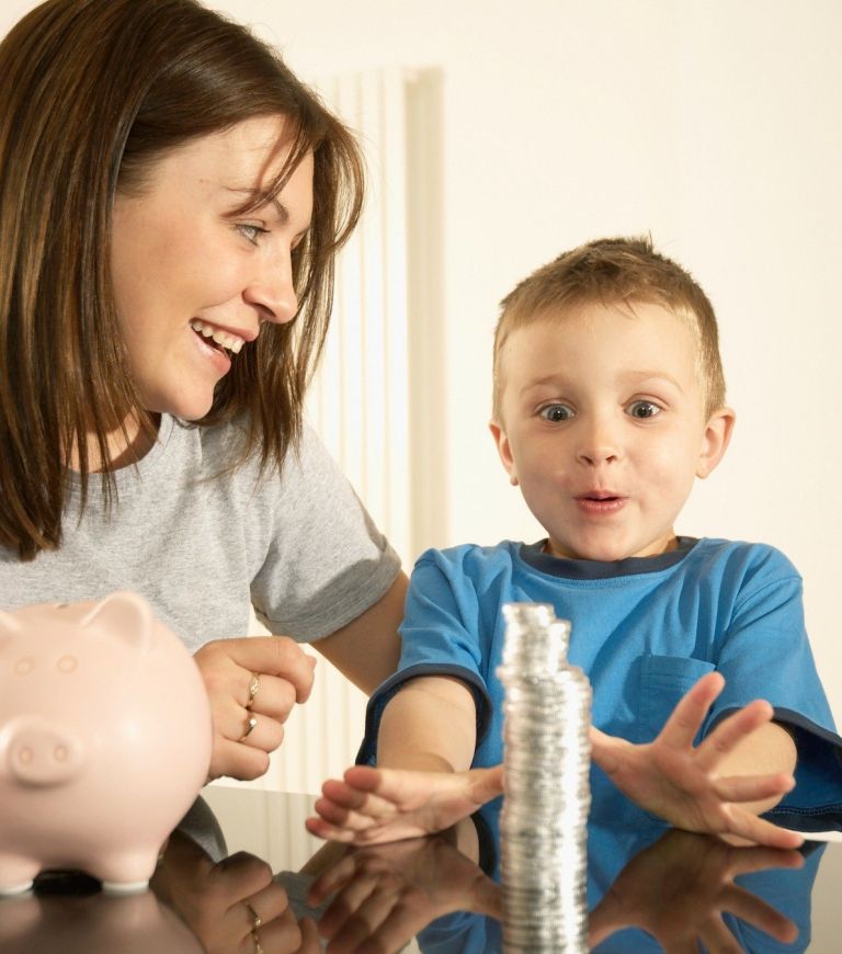 denar, otrok, družina, prejemki.jpg