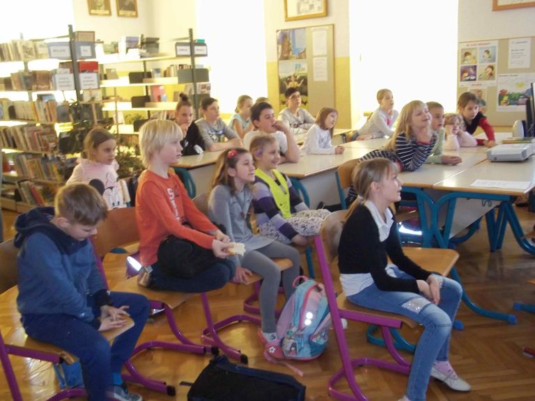 os_stari_trg_ob_kolpi02.jpg
