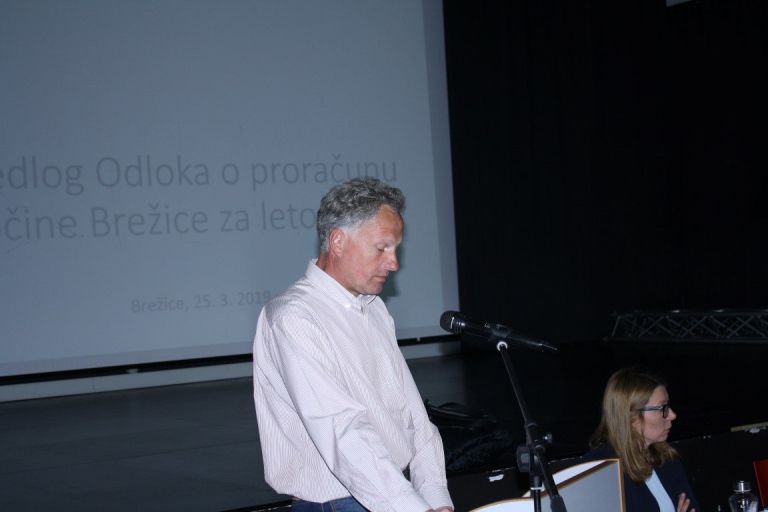 img_1702_000.jpg