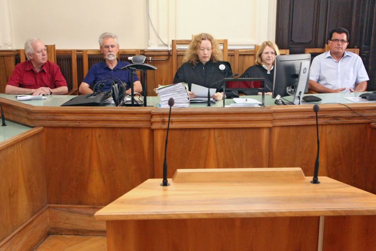 senat.jpg