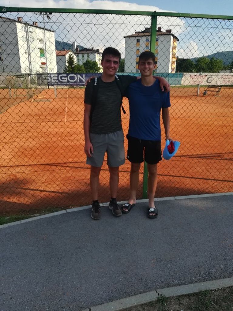_zzzzzzzzztenis__2_.jpg