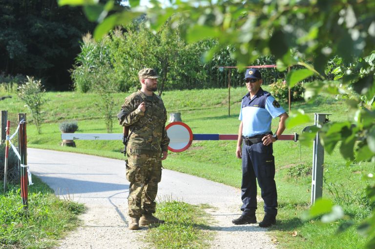 Globoka, migranti,državna meja, meja s Hrvaško, policija, SIMBOL, vojska, Filip Štefanec,Dejan Žagar