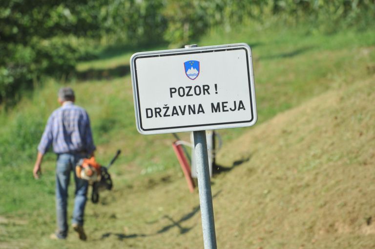 Globoka, migranti,državna meja, meja s Hrvaško, policija, SIMBOL, vojska