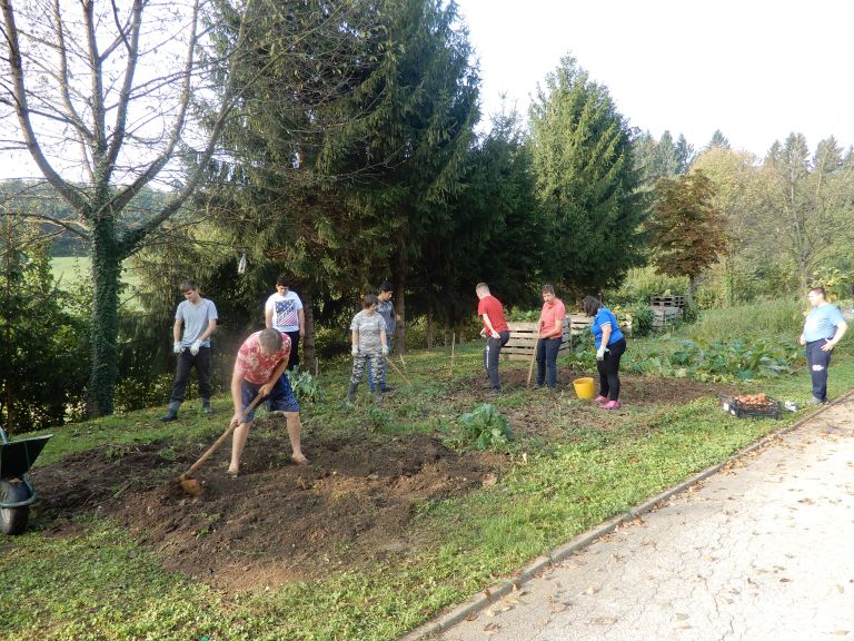 dscn2449_000.jpg