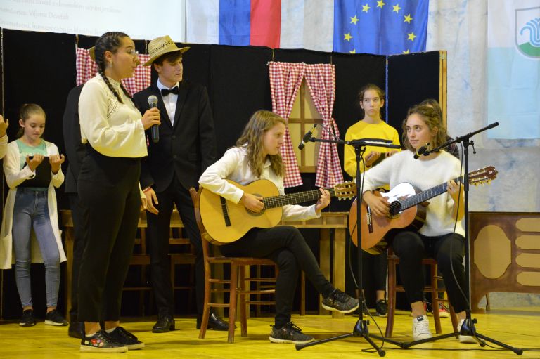 oš-fokovci, narečni-festival, vsaka-vas-ima-svoj-glas