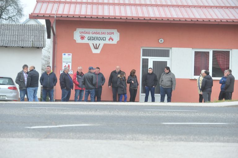 gederovci, civilna-iniciativa, krajani, obnova-cest