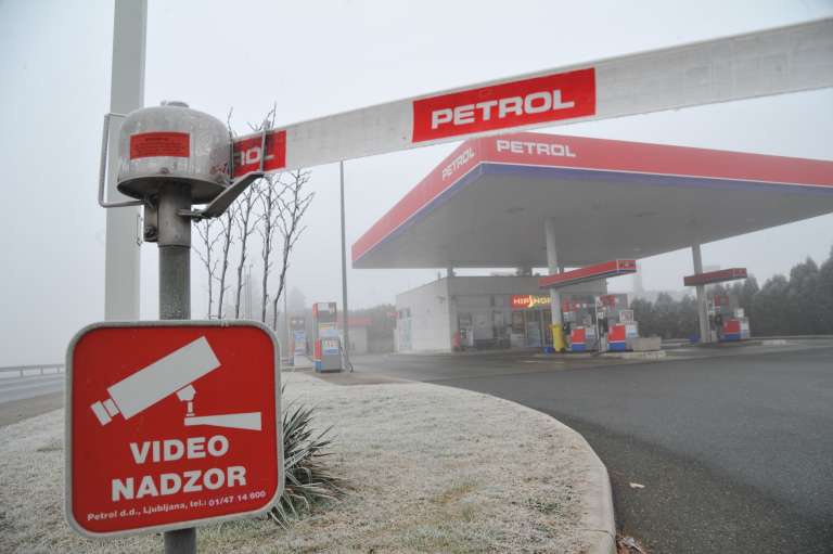 križevci, petrol, vlom