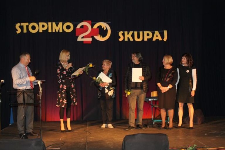 skupaj__002.jpg