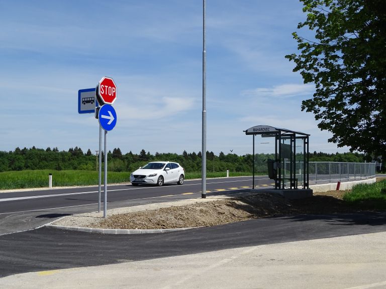 d21_gorenjimaharovecavtobusna.jpg