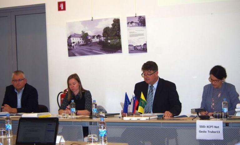 simoncic_002.jpg