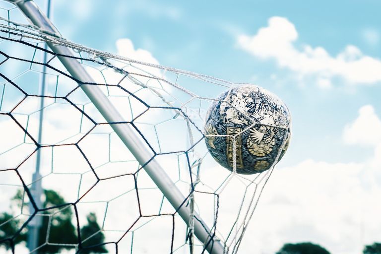 soccer_5065614_1920.jpg