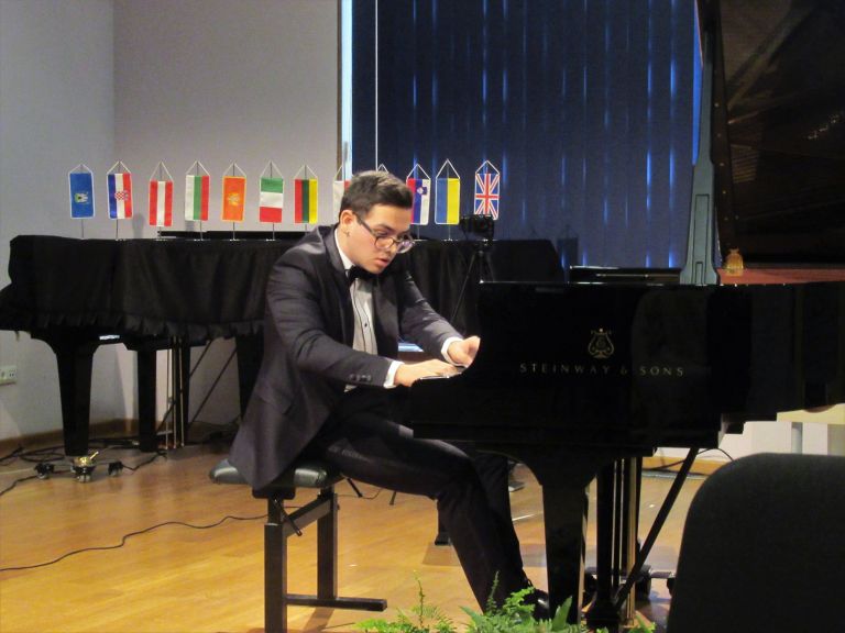 marko-matajič, pianist, klavir