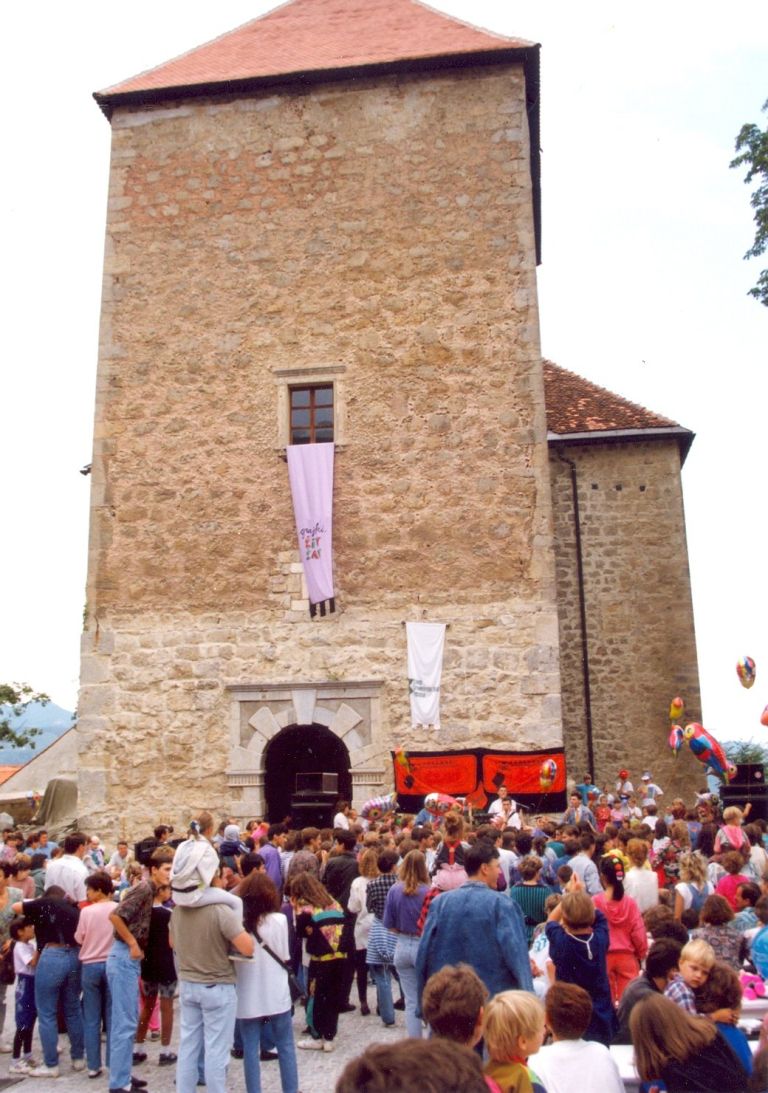 grajski_ziv_zav_1993.jpg