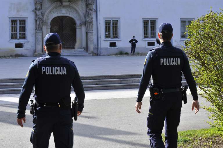 murska-sobota, policija, kontrola-covid-ukrepov