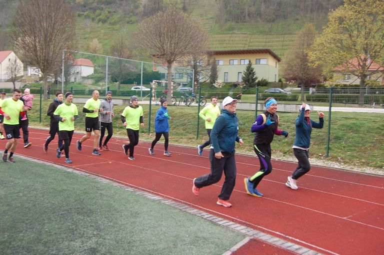 gibko, lendava, tek