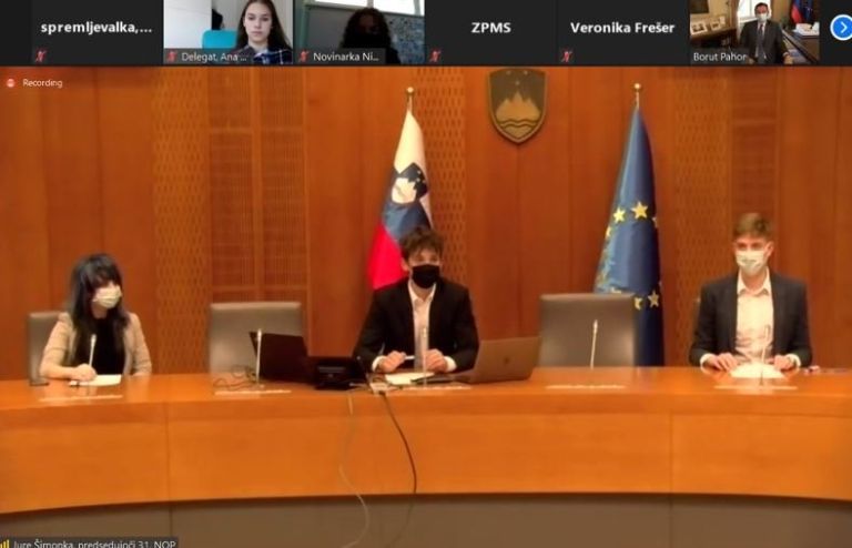 _zzzparlament__1_.jpg