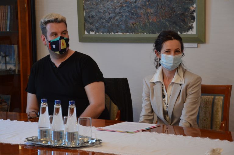 monošter, publikacija, gimnazija-v-monoštru