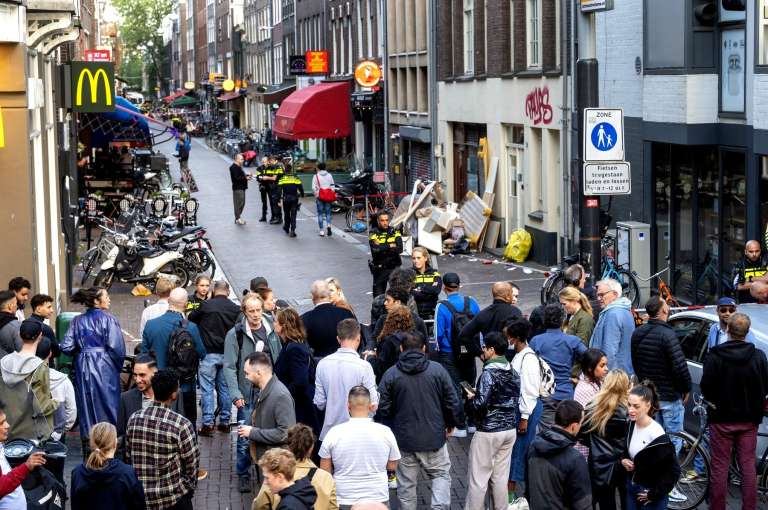 amsterdam, peter de vries.jpg