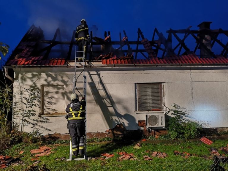 požar, skakovci, kronika, hiša, ostrešje