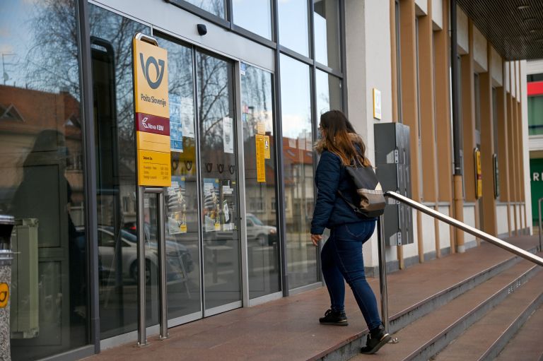 ukinitev-pct, pct, sproščanje, covid-19, hitro-testiranje, zdravstveni-dom, nakupovalno-sredisce