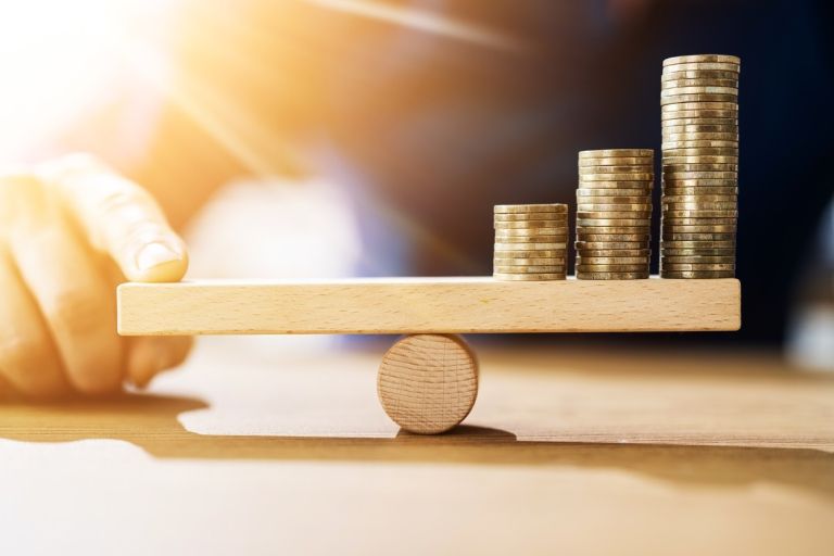 denar, ravnovesje, inflacija, kovanci.jpg