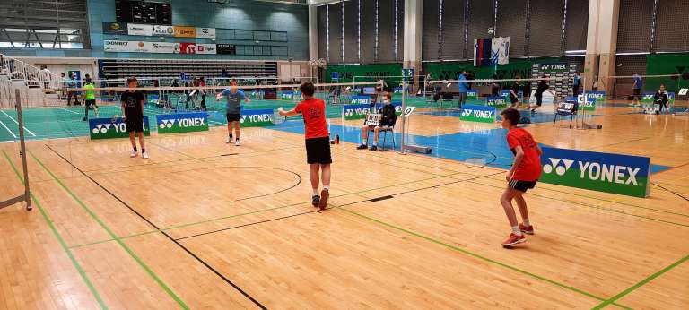 _zzzzzbadminton__1_.jpg