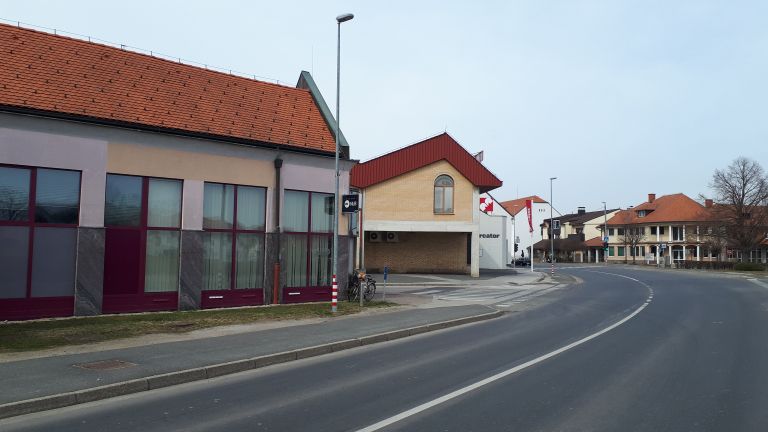 nlbcrensovci22.jpg