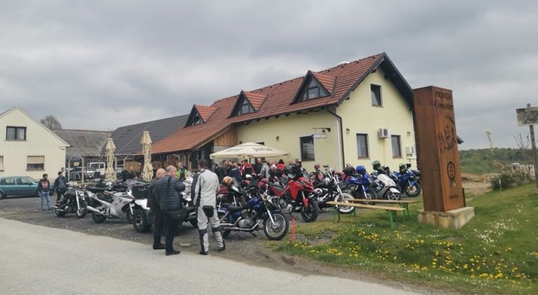 blagoslov-motorjev-in-motoristov, kovačevci, okrepčevalnica-pri-cimeštru