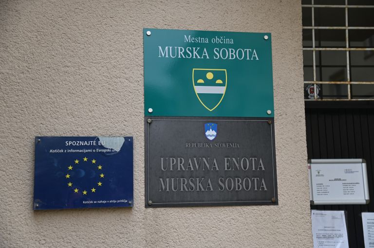 upravna-enota, osebne-izkaznice, potne-listine