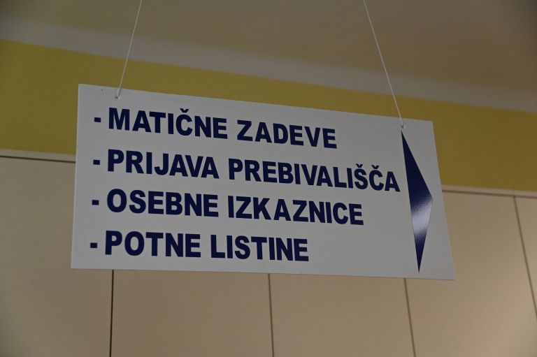 upravna-enota, osebne-izkaznice, potne-listine