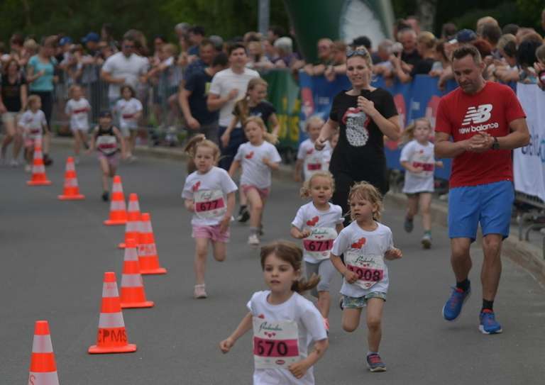 maraton-treh-src, jubilej, otroški-tek, tek-s-psi, koncert, samo-budna