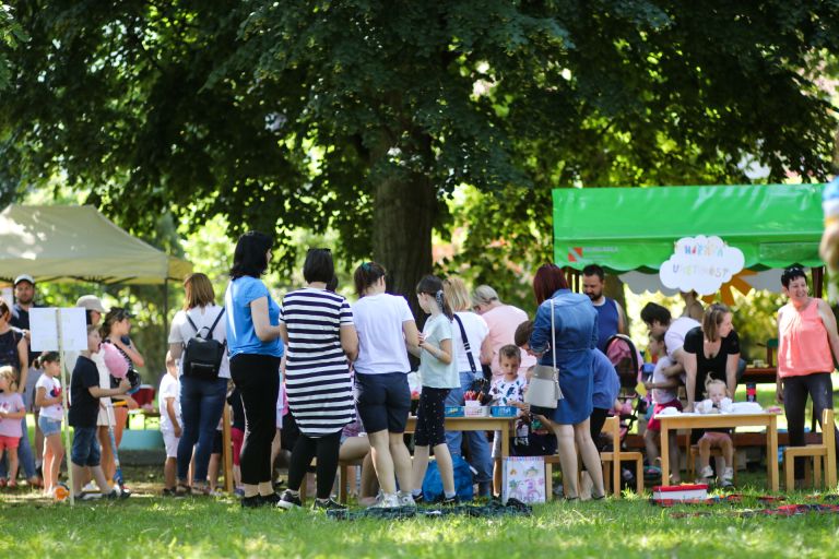 piknik, družinski-piknik, murska-sobota, park