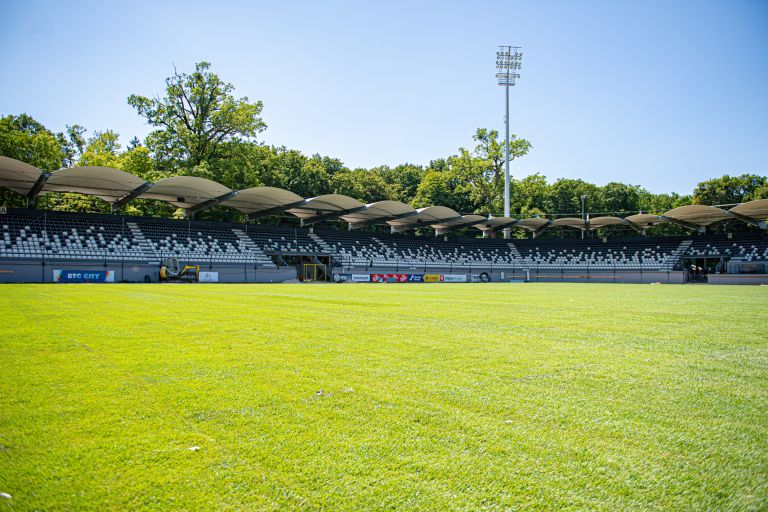 fazanerija, gradnja-igrišča, nova-trava, zelenica, stadion