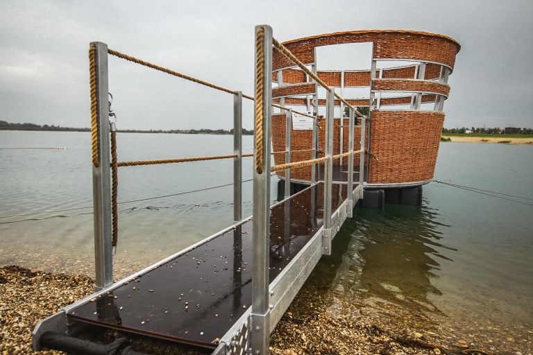 soboško-jezero,-ptičja-opazovalnica
