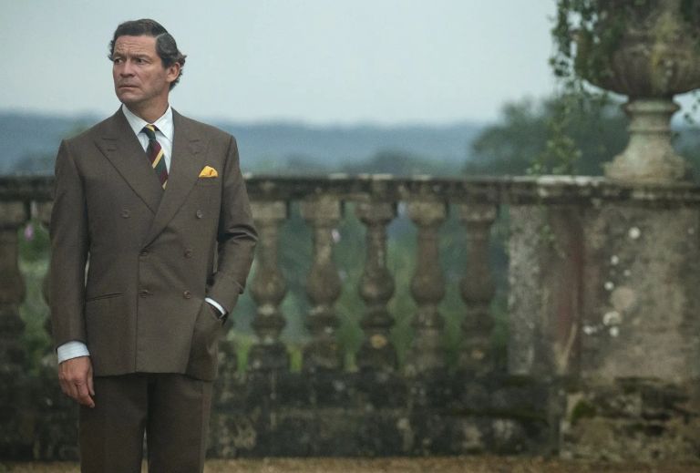 Kralja Karla III. je zaigral Dominic West.