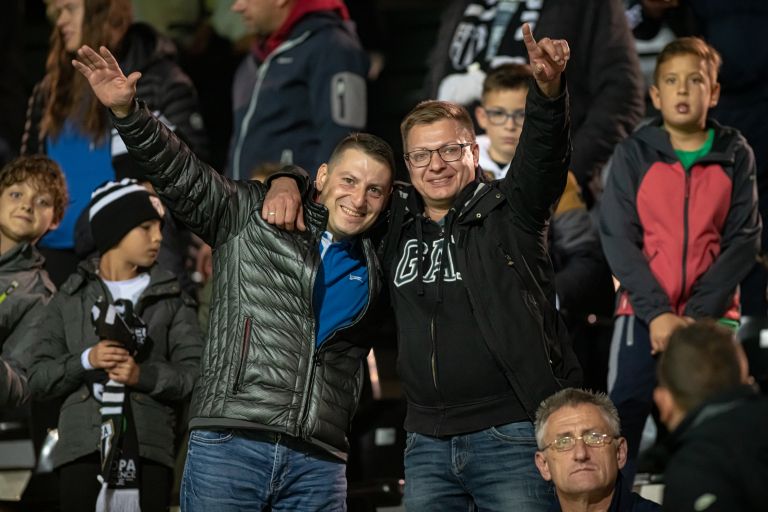 mura, bravo, gledalci, tribuna