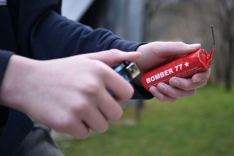 petarda, petarde.jpg