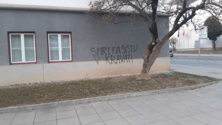 občina grafit.jpg